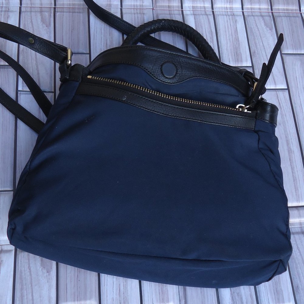 COLE HAAN black genuine leather crossbody bag. - Picture 14 of 16